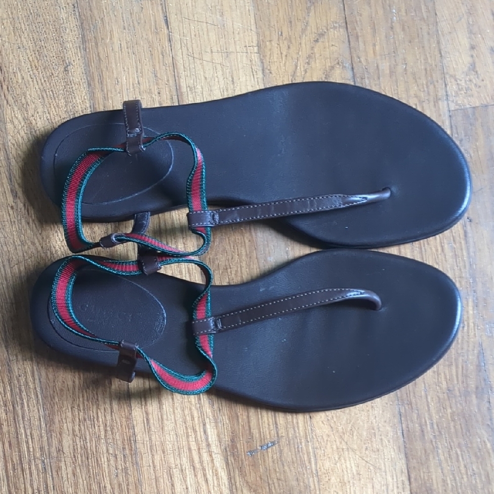 Vintage Gucci Brown Leather Sandals with Striped Straps